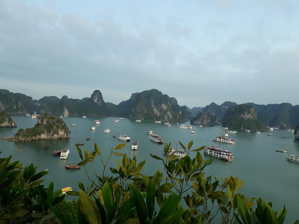 Halong Majestic Legend Cruise Hotel Ha Long Exterior foto