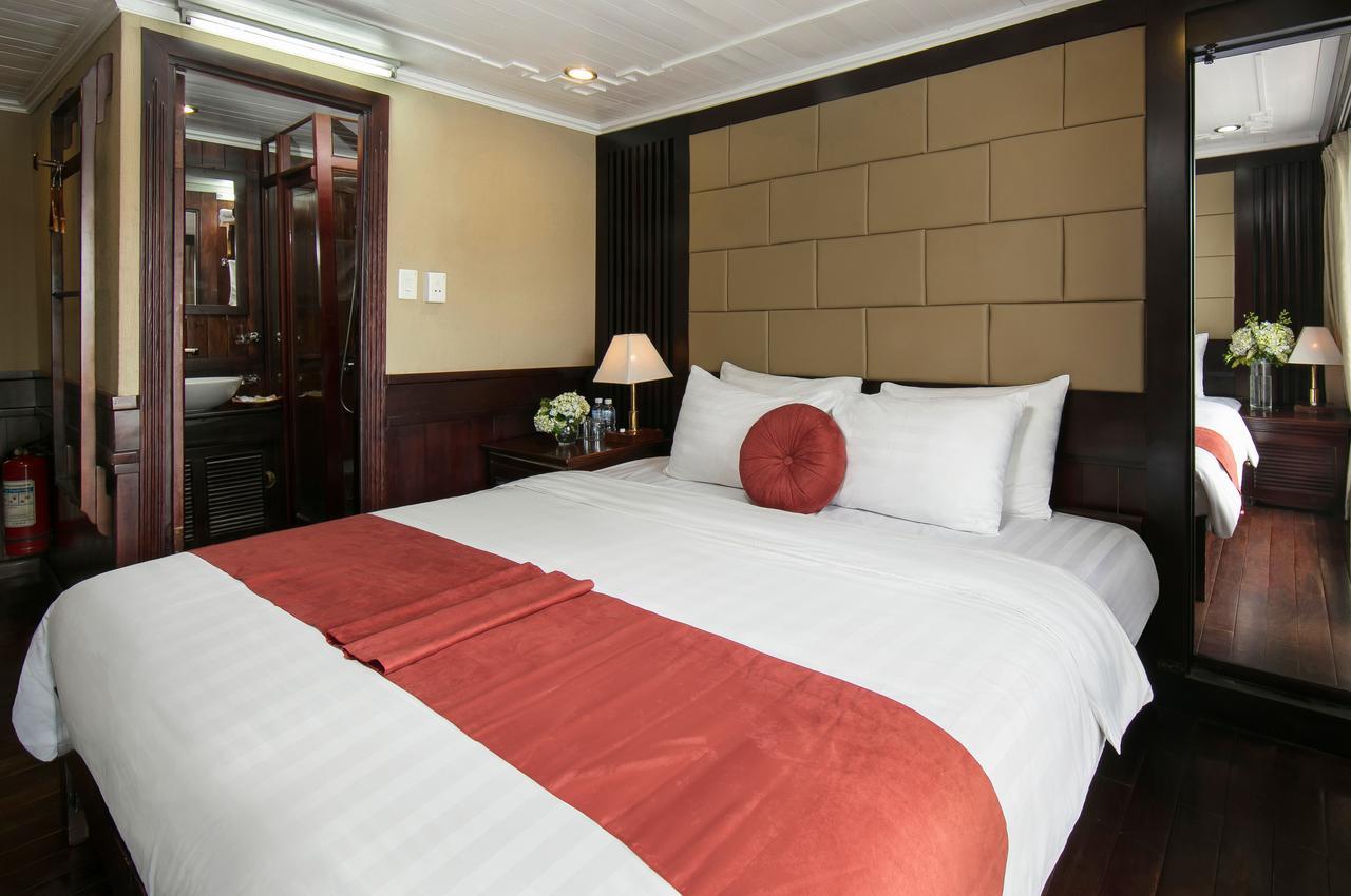 Halong Majestic Legend Cruise Hotel Ha Long Exterior foto