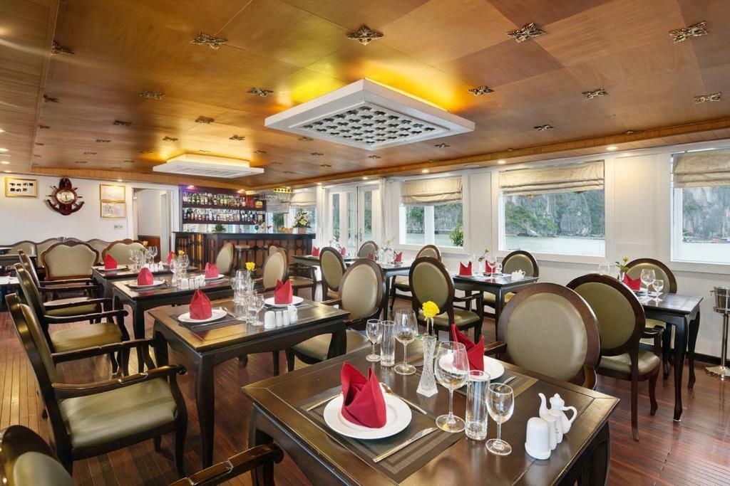 Halong Majestic Legend Cruise Hotel Ha Long Exterior foto
