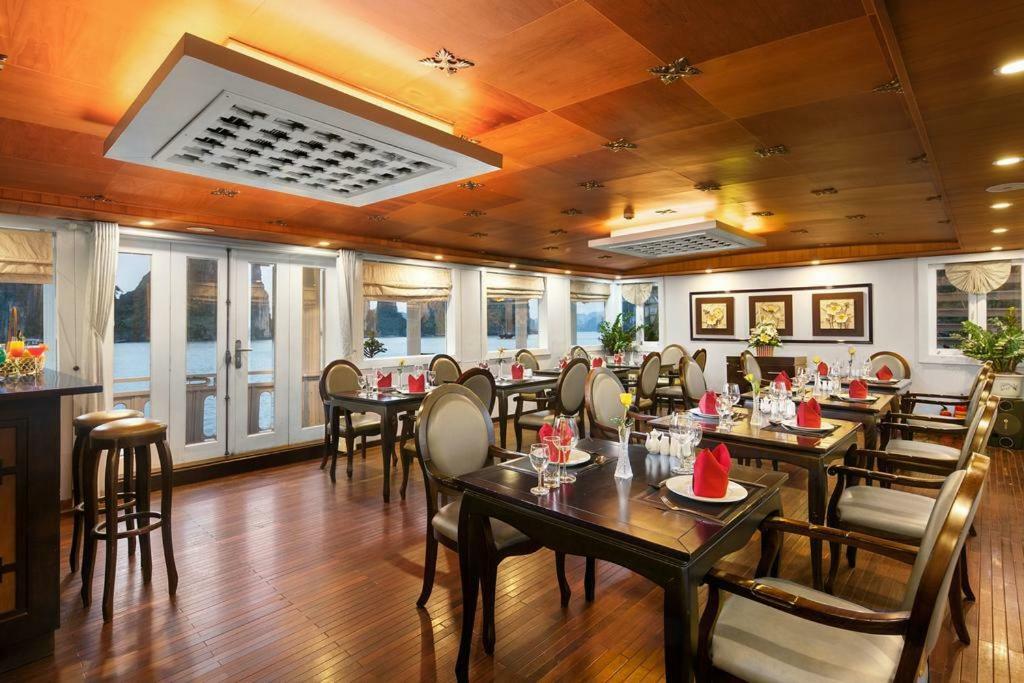 Halong Majestic Legend Cruise Hotel Ha Long Exterior foto